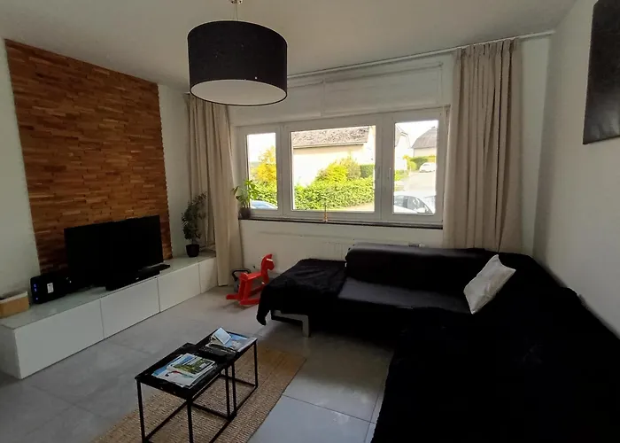 Cosy House Next To Luxembourg